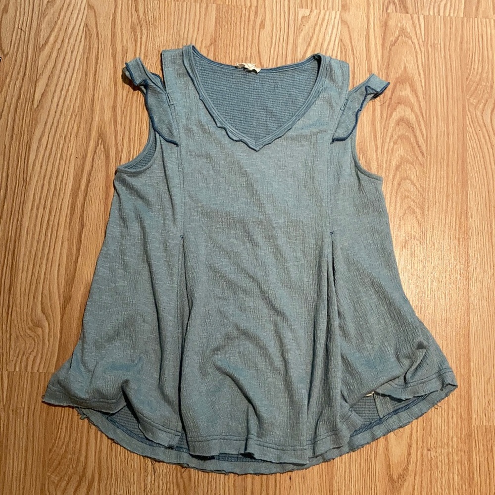 Hem and Thread aqua cold shoulder tank